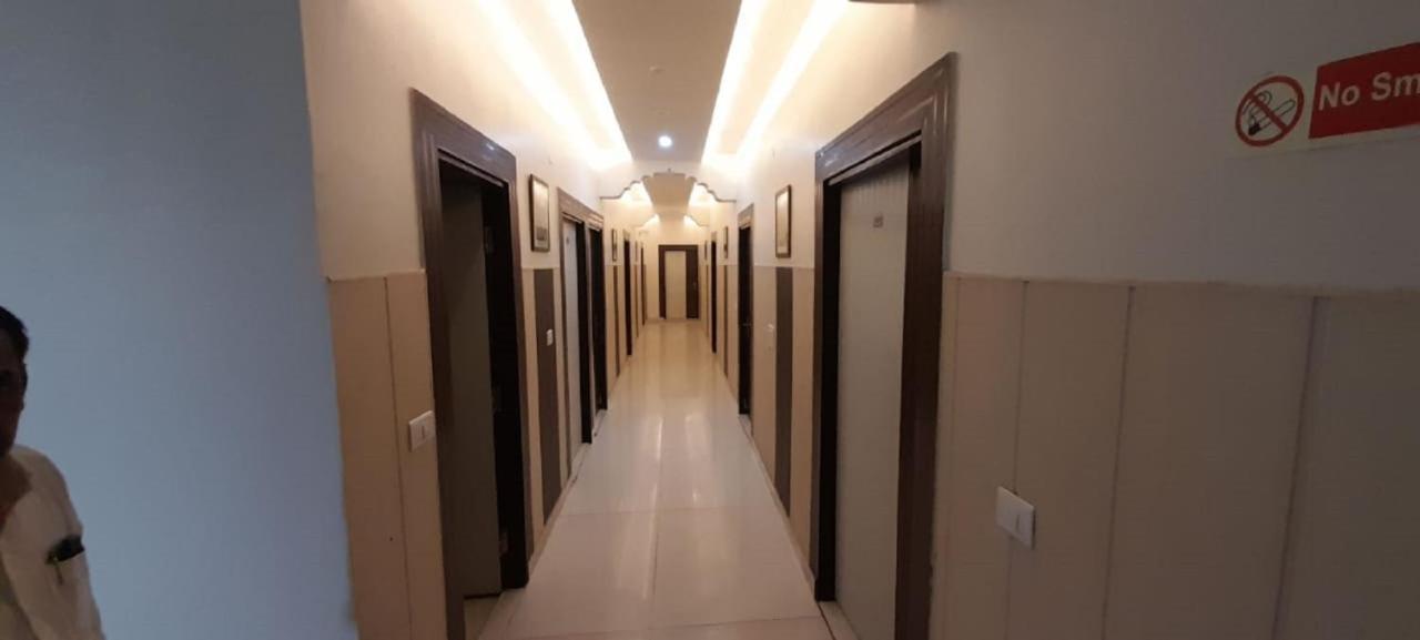 Gayatri Residency, Agra Hotel 3*